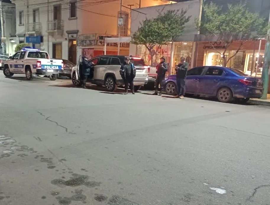 Policía Trelew, funcionario ebrio 1
