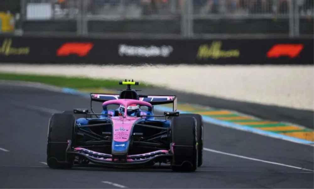 El piloto argentino completó su primer contacto con el circuito chino.