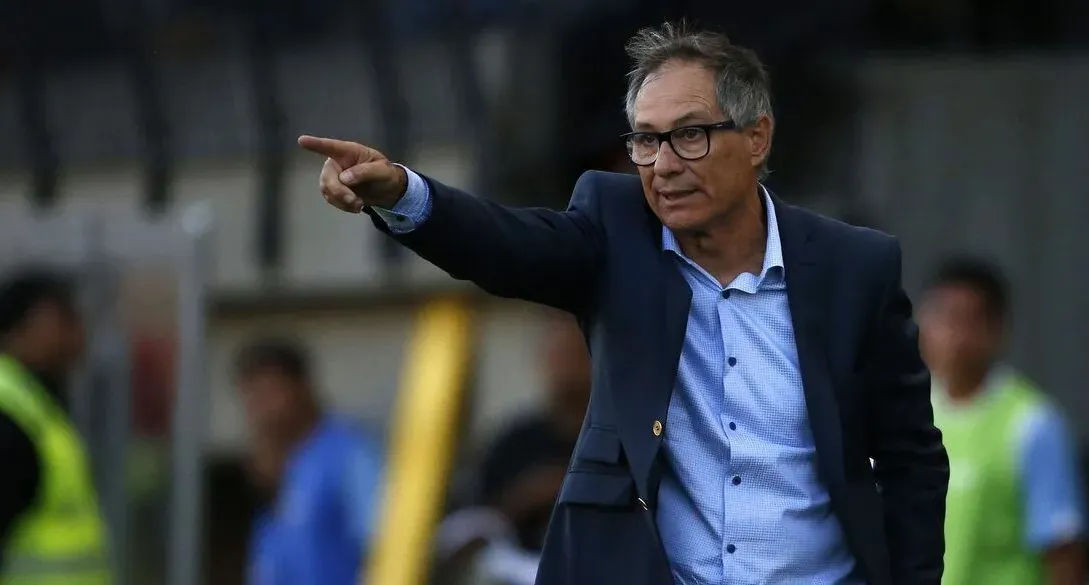 Ariel Holan DT de Rosario Central.