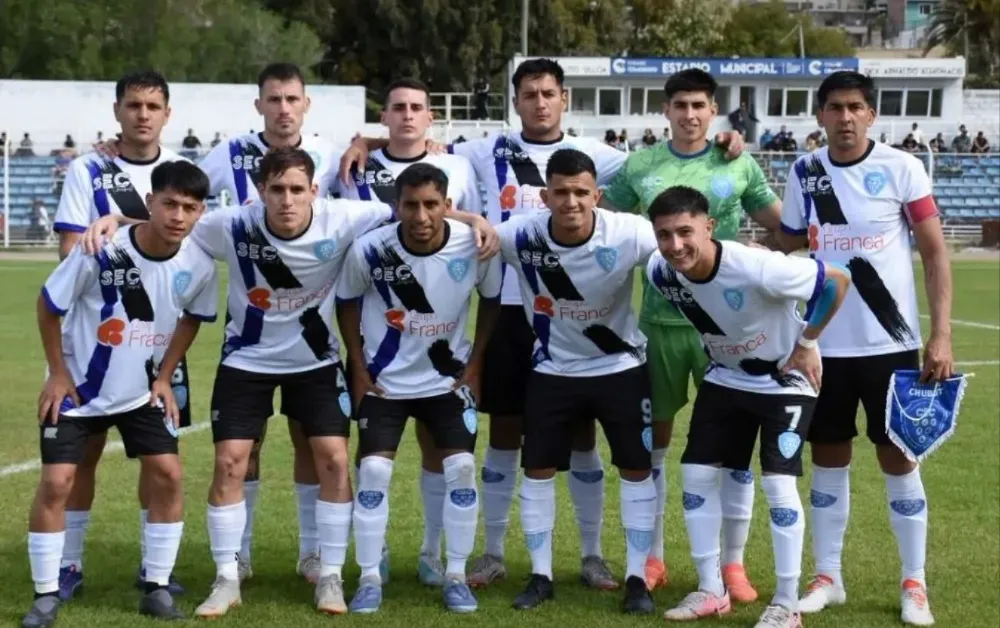 CEC sufrió su primera derrota en el Torneo Regional ante la CAI en Comodoro