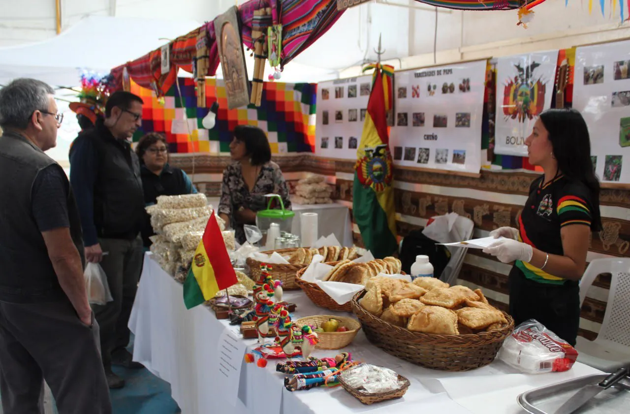 Exitosa edicion de la fiesta de las Colectividades