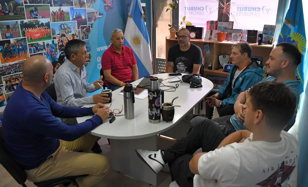 Chubut Deportes se reunió con los cuerpos técnicos provinciales.