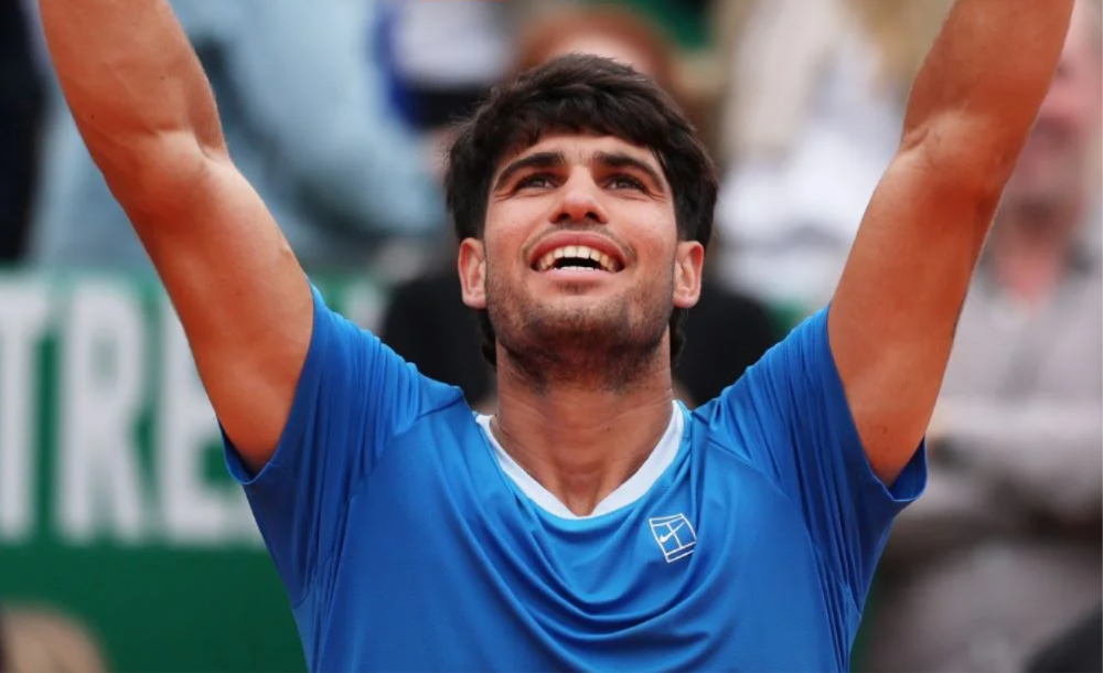 El español resolvió en sets corridos un partido incómodo y ahora jugará una final.