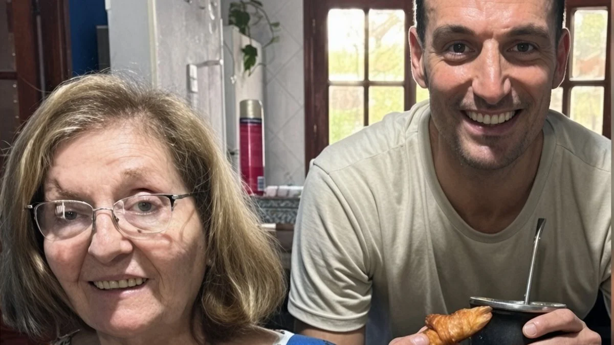 Scaloni y su madre.