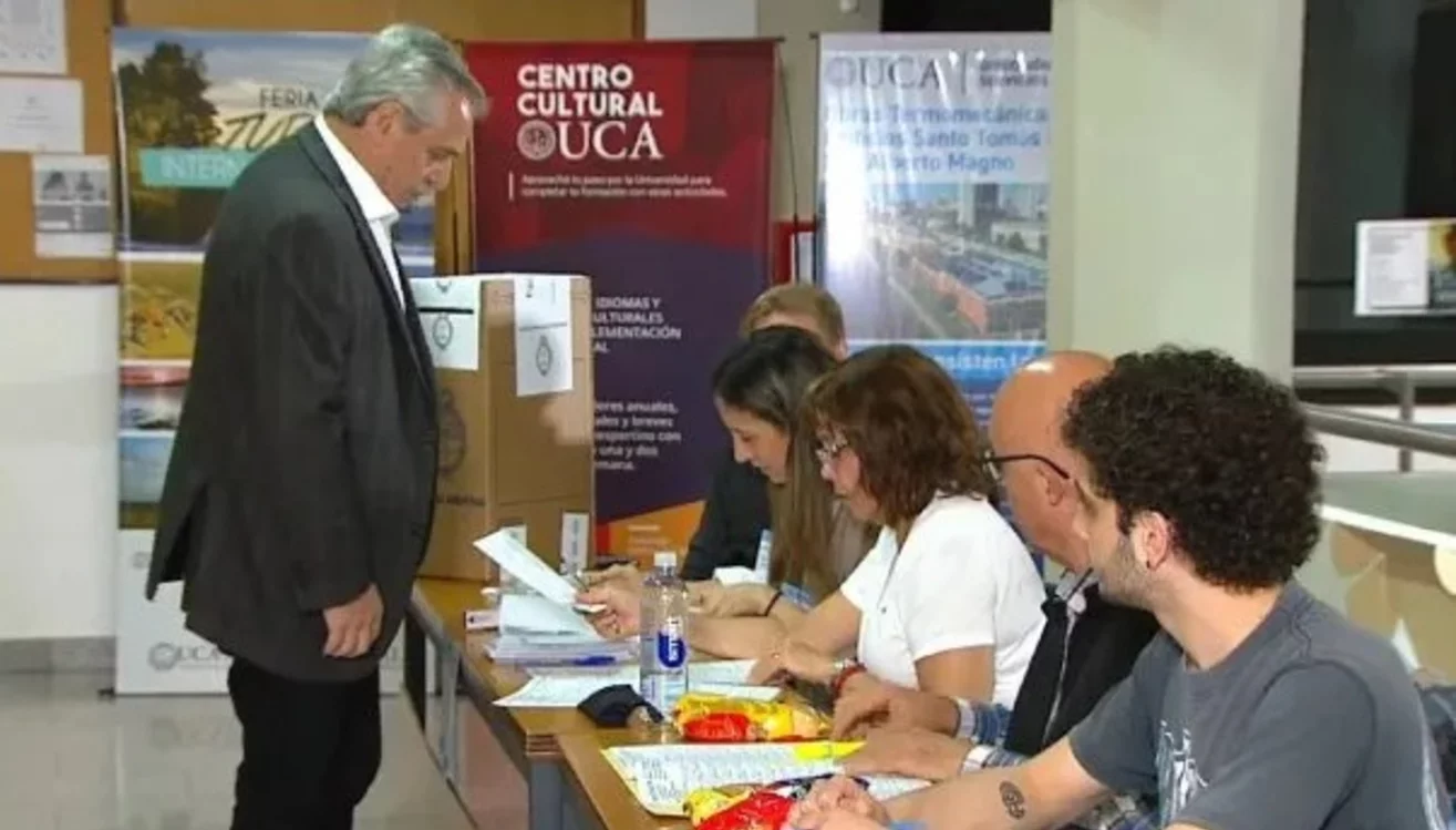 Alberto Fernandez voto