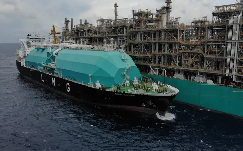 barco gnl