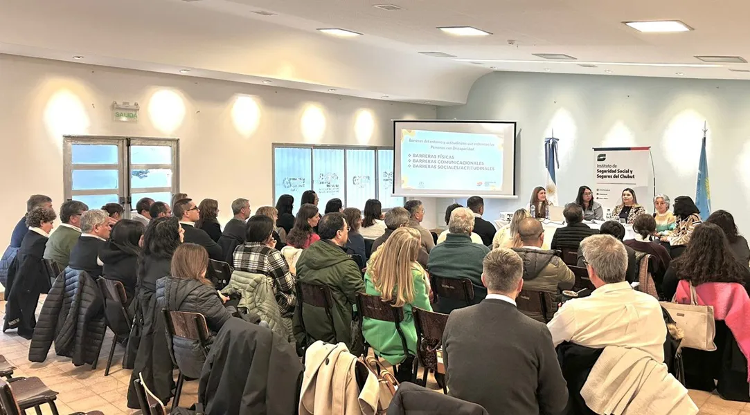 Capacitación en discapacidad para personal del ISSyS