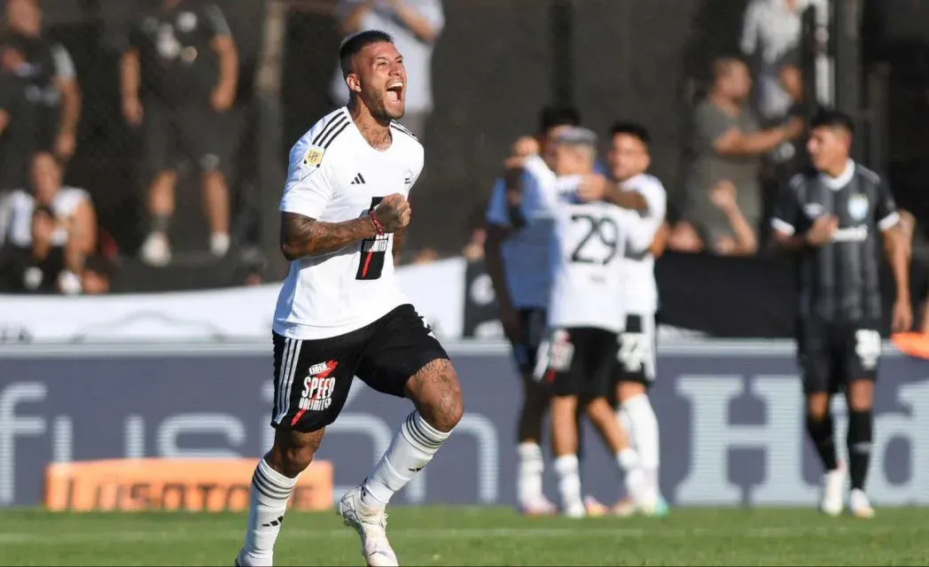 Deportivo Riestra venció 1-0 a Atlético Tucumán