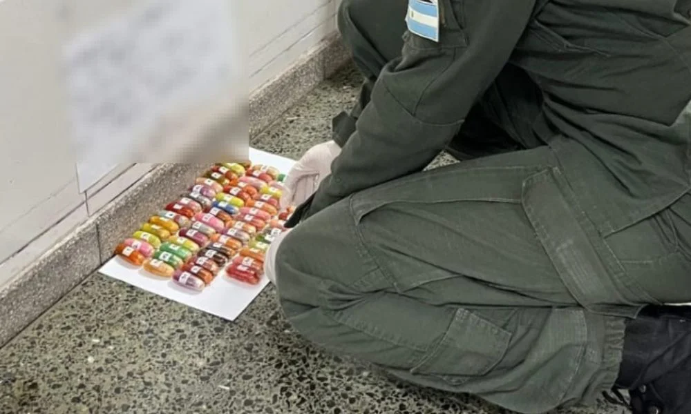 Llevaba cocaína en el cuerpo