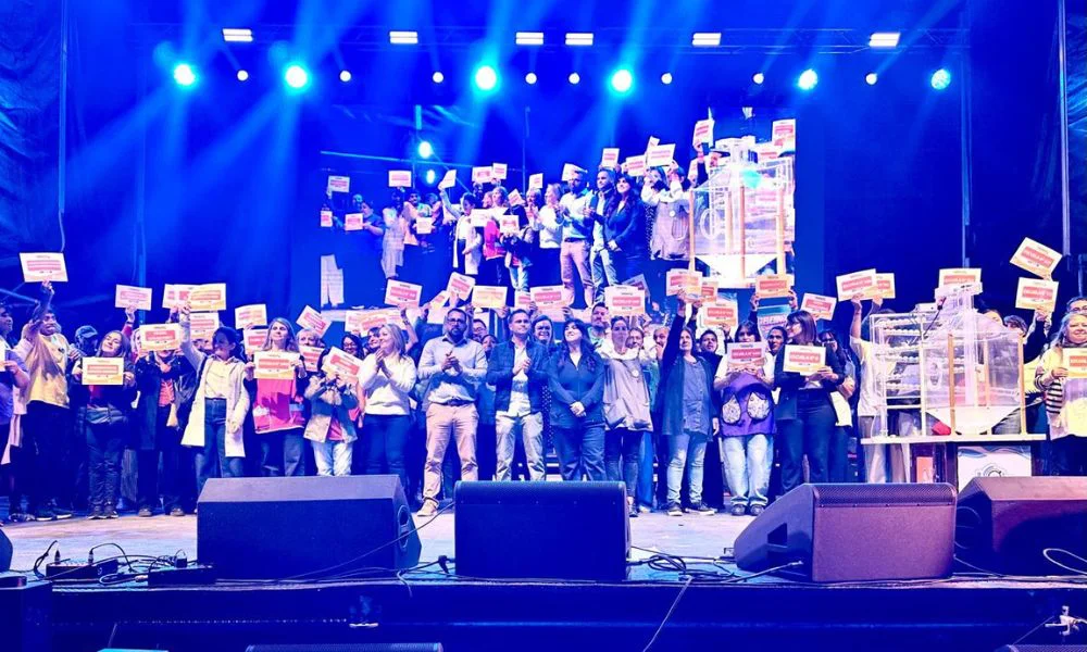 Entrega de acción social del Telebingo
