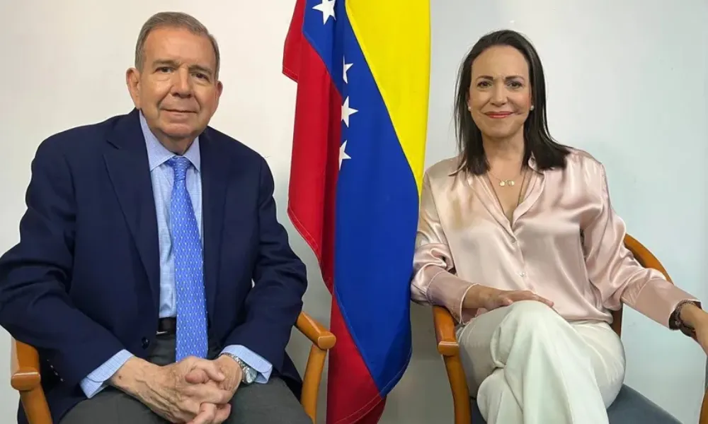 Edmundo González Urrutia y Corina Machado.