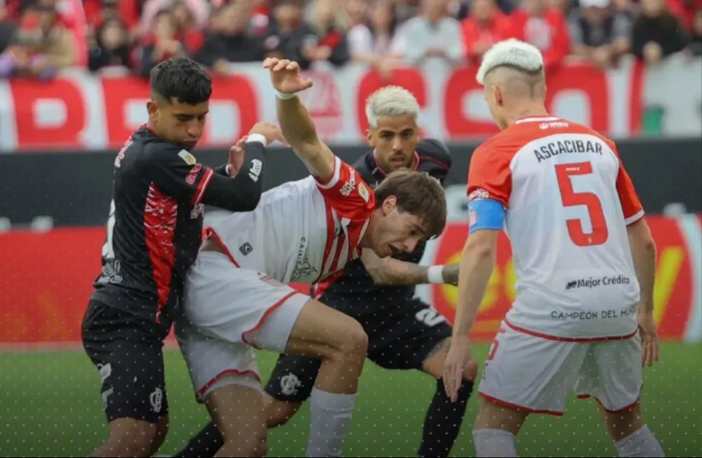 Estudiantes de La Plata empató 1-1 ante Barracas Central