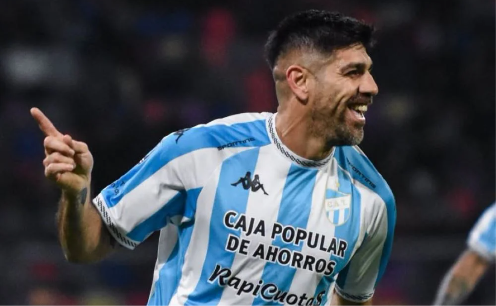 El equipo de Falcioni con los goles de Leandro Díaz derrotó 2-0 a Central Córdoba.