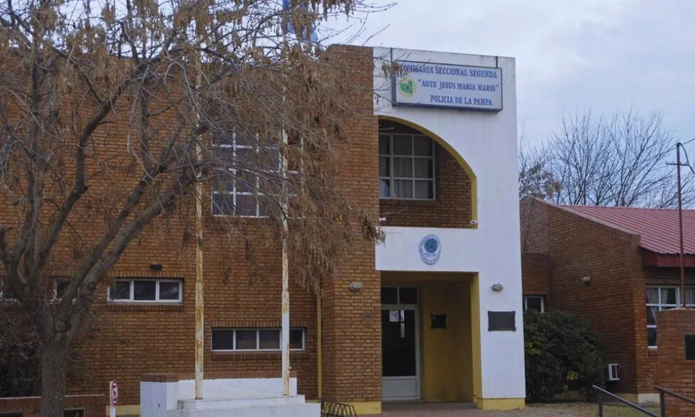 Comisaría Segunda de Santa Rosa la Pampa foto Info Tec