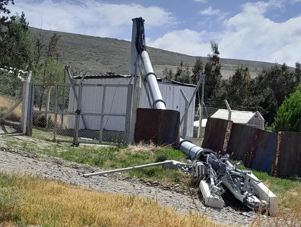 cAYO ANTENA DE cLARO EN cORDÓN fORESTAL
