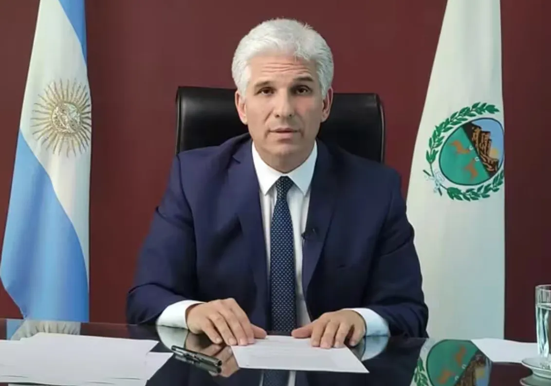 El gobernador de San Luis, Claudio Poggi, anunció en cuota de sueldos estatales