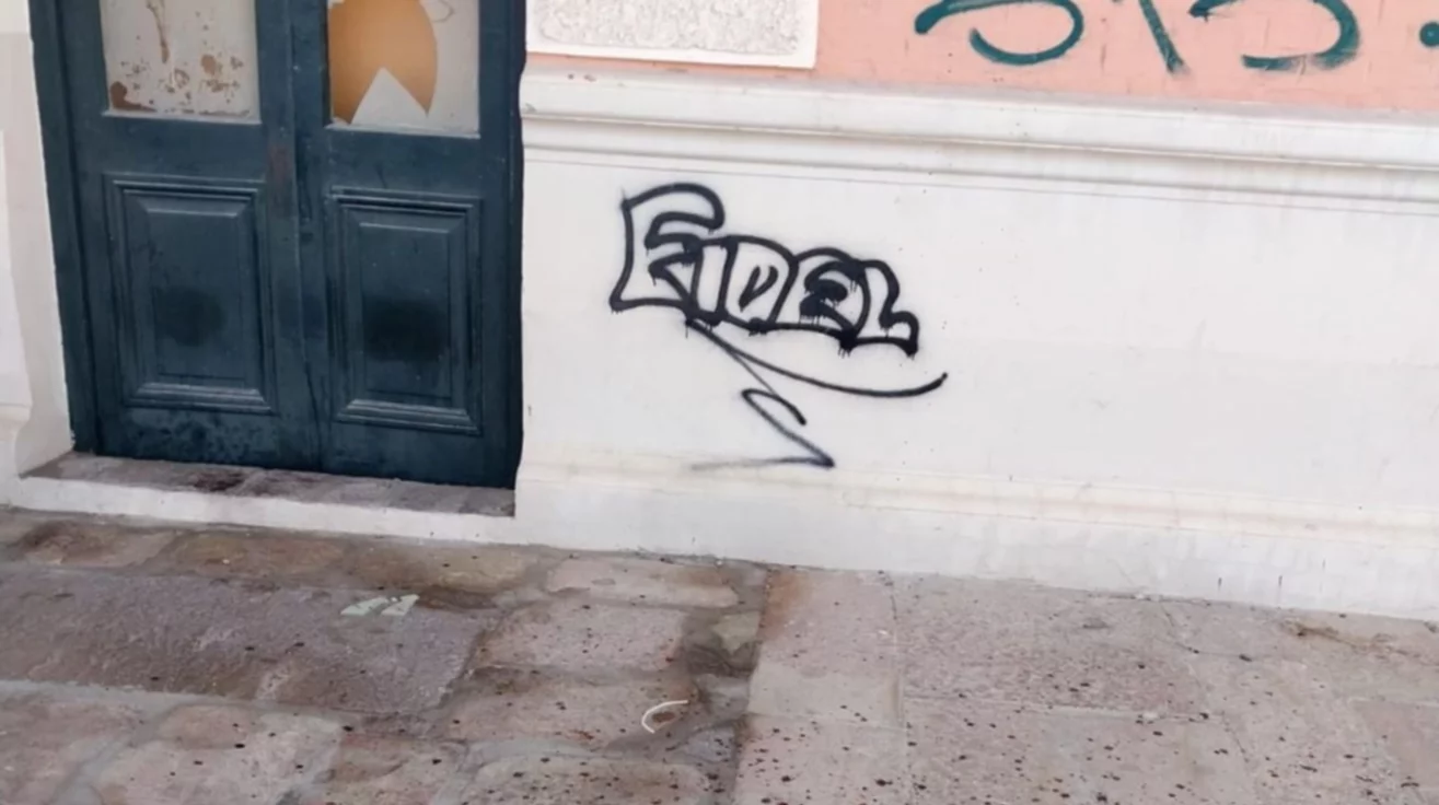Vandalismo en la parte trasera del Museo Meisen Ebene