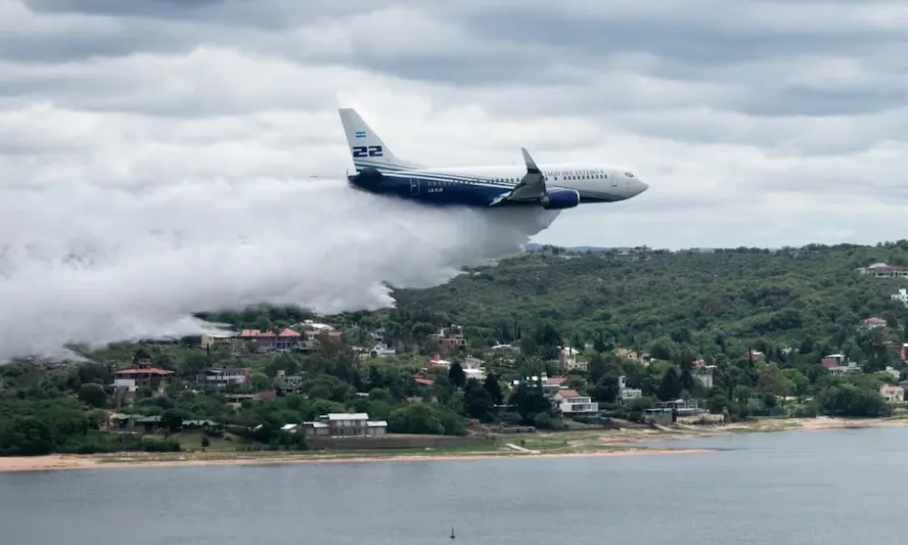 Boeing 737 Fireliner