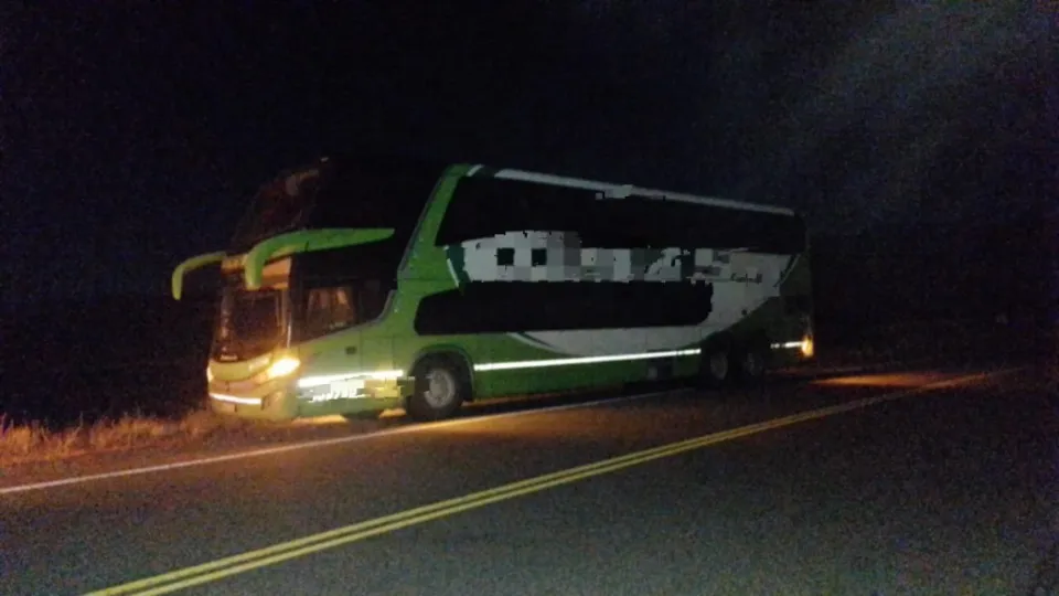 Colectivo varado ruta 40