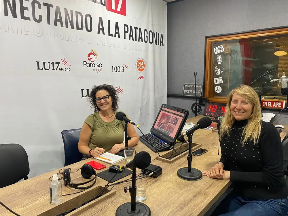 Paola Brossy y Romina Botazzi en La Noche del Sur