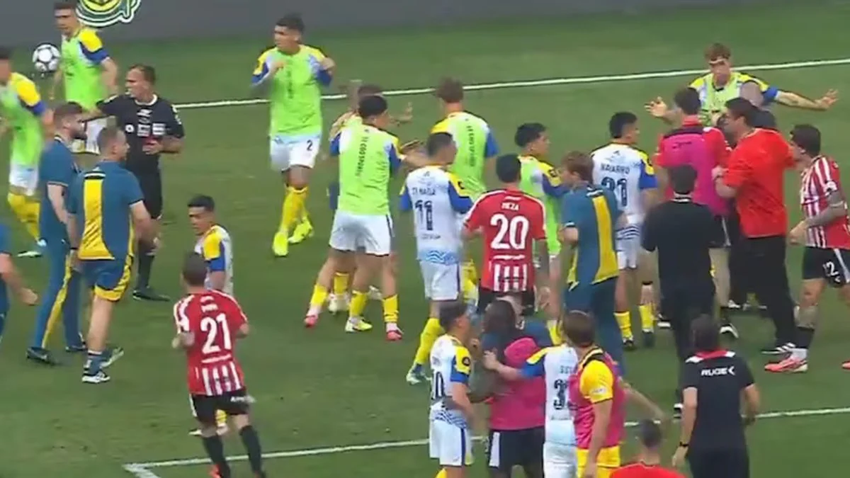 Disturbios en Estudiantes vs Central