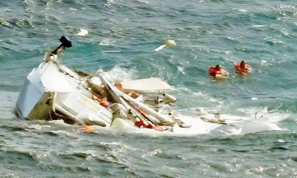 Catamarán chubutense Gandul imagen reeditada digitalmente por LA17