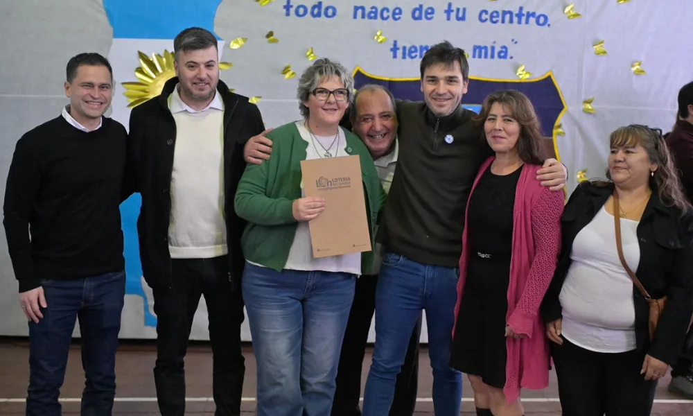 Celebración de el cumpleaños de la Escuela N° 56