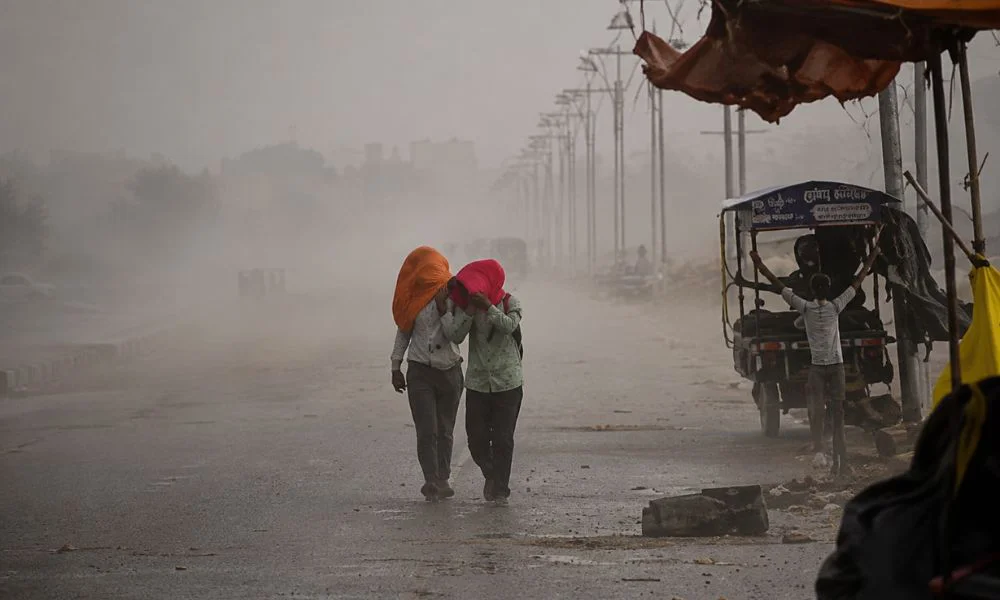 Tormentas mortales en el norte de la India. Foto Instragram / Europa Press / Mejorada con IA