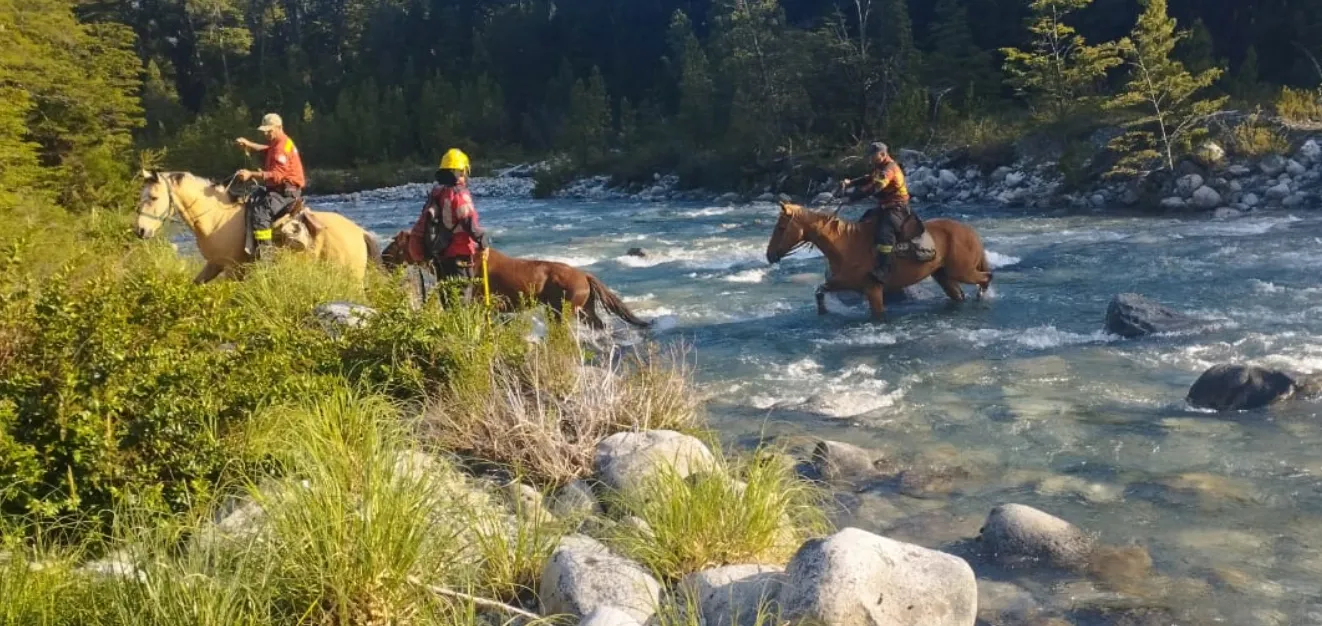 brigadistas a caballo