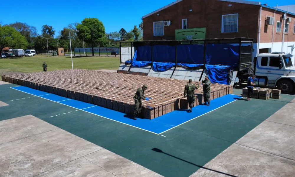 Descubren un cargamento ilegal de cigarrillos valuado en casi mil millones de pesos