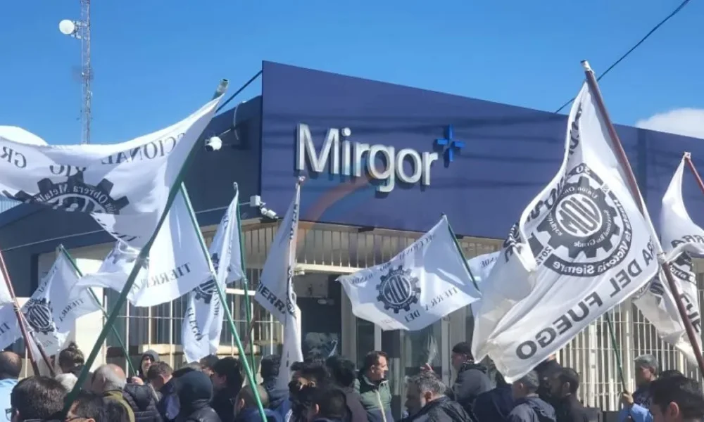La firma propuso eliminar el esquema actual de alimentación dentro de las fábricas y reemplazarlo por una tarjeta con dinero.