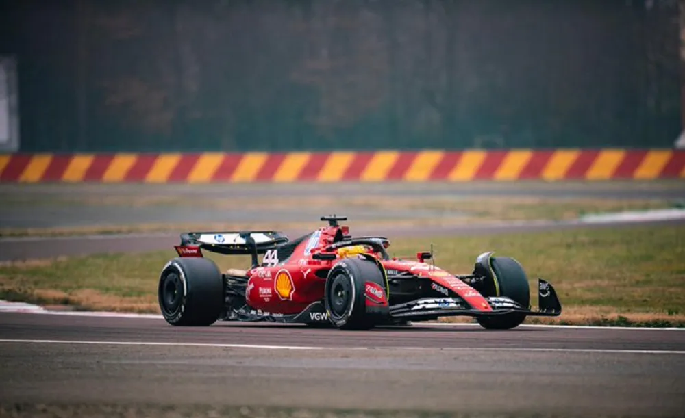 Hamilton en Ferrari
