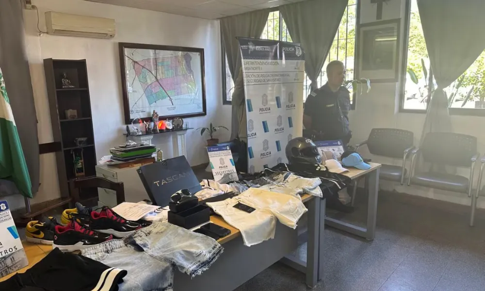 Ropa que los ladrones compraron 