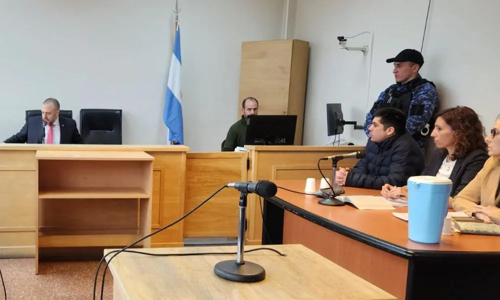 Audiencia por el femicidio de Ana Calfin