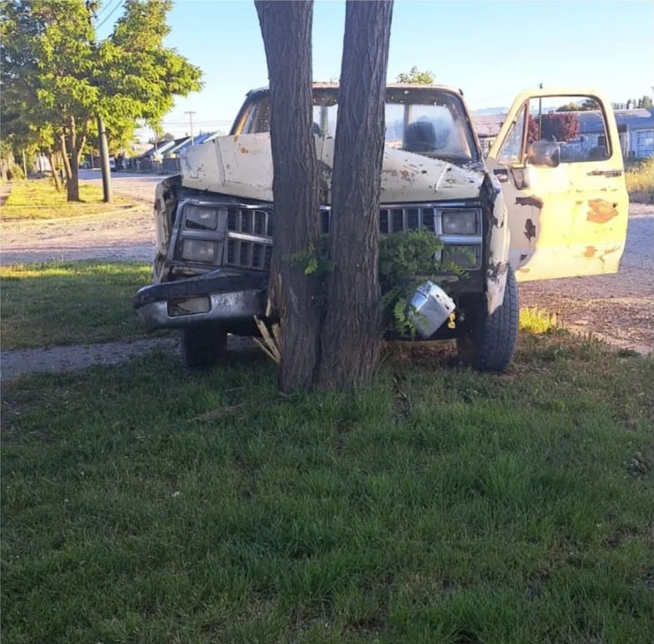 CONDUCTOR EBRIO PROVOCA ACCIDENTE EN TREVELIN