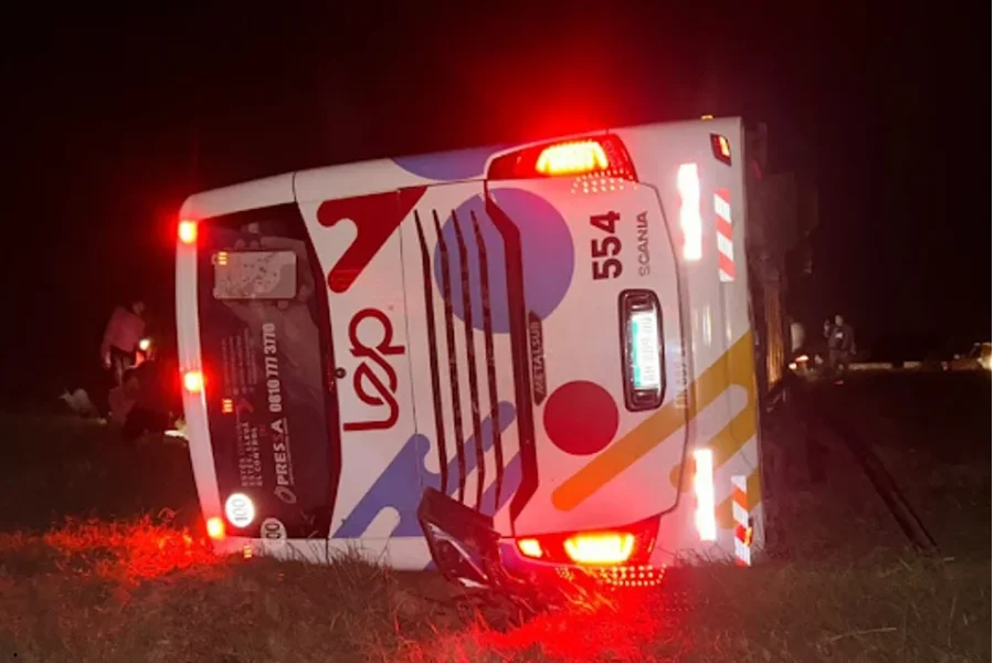 Así quedó el micro volcado