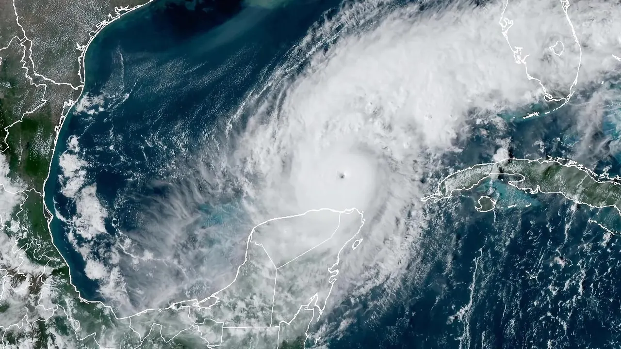 Fotografia Satelital de la Oficina Nacional Administracion Oceanica Atmosferica Fuente: ondacero.es