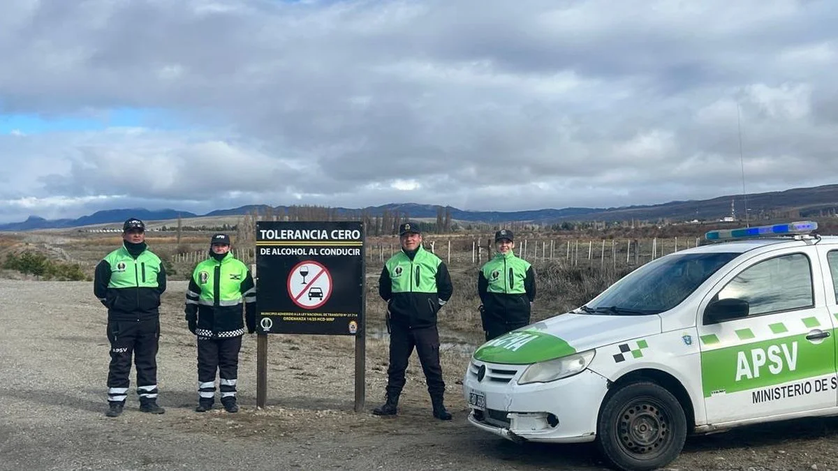 Instalación de señalización en Río Pico