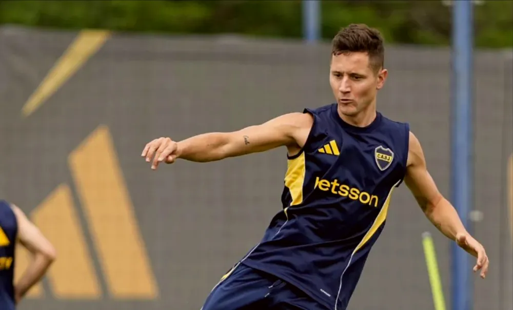 El español entrenó diferenciado por una molestia en el isquiotibial