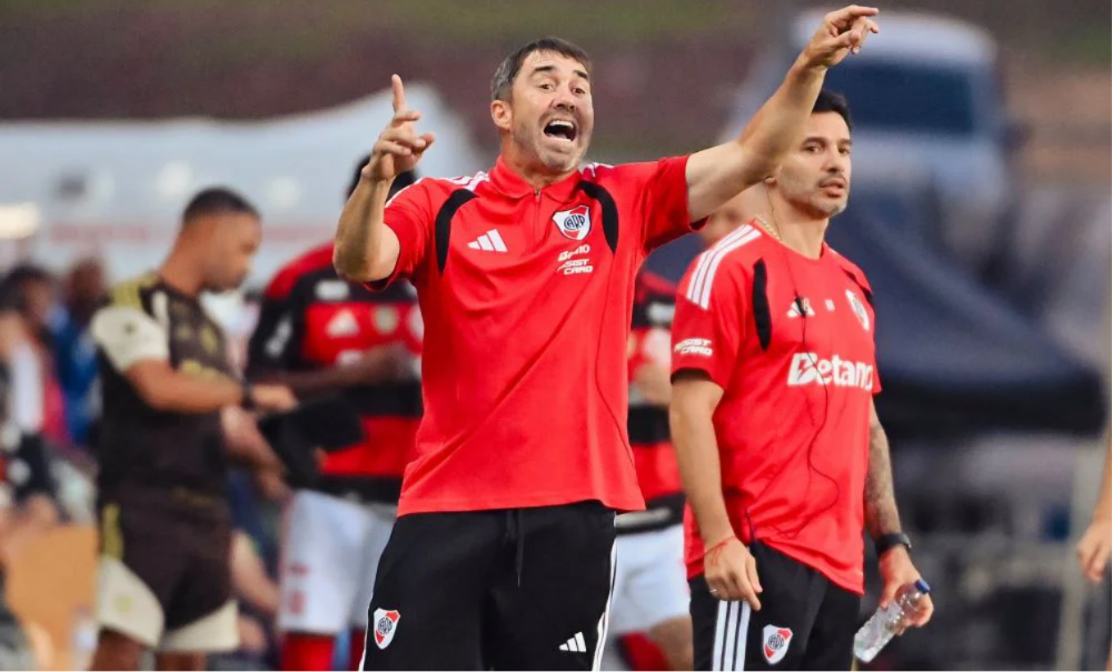 River el equipo de Eduardo Coudet igualó 2-2 con Flamengo en Portugal.