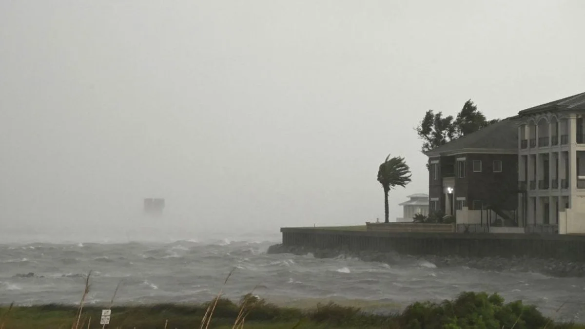 Huracán Isaías