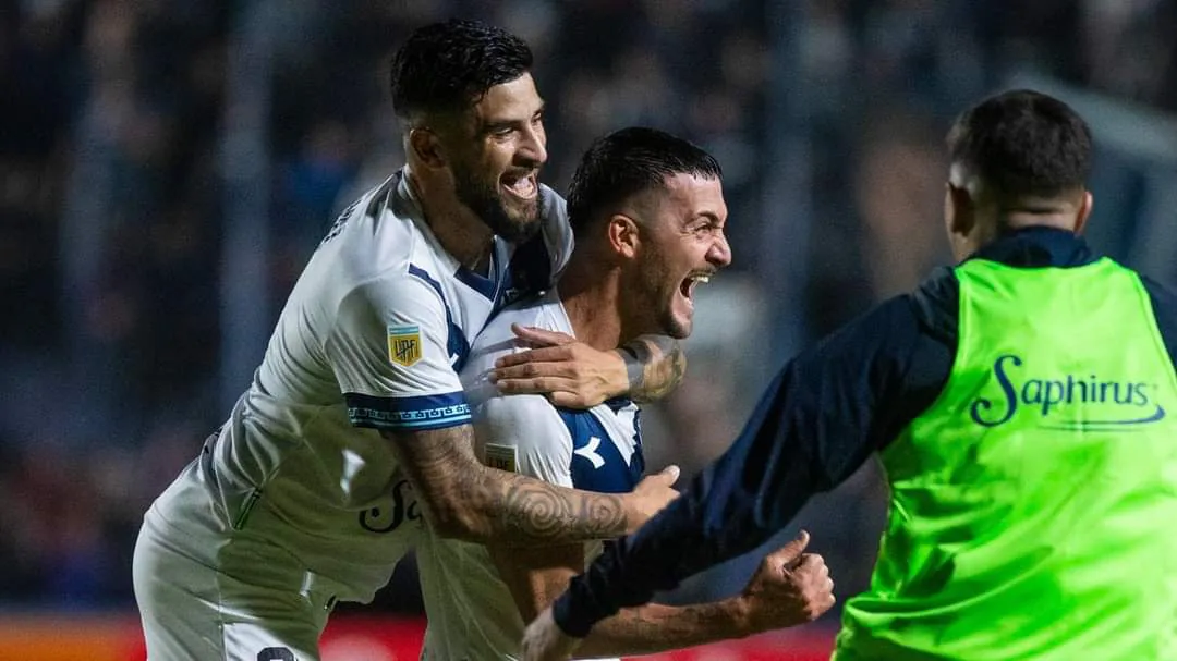 INDEPENDIENTE QUEDÓ AFUERA Y VÉLEZ SIGUE EN CARRERA