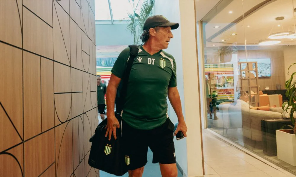 El Taladro quiere sostener su levantada, pero enfrente aparece un rival que ya sabe incomodar.