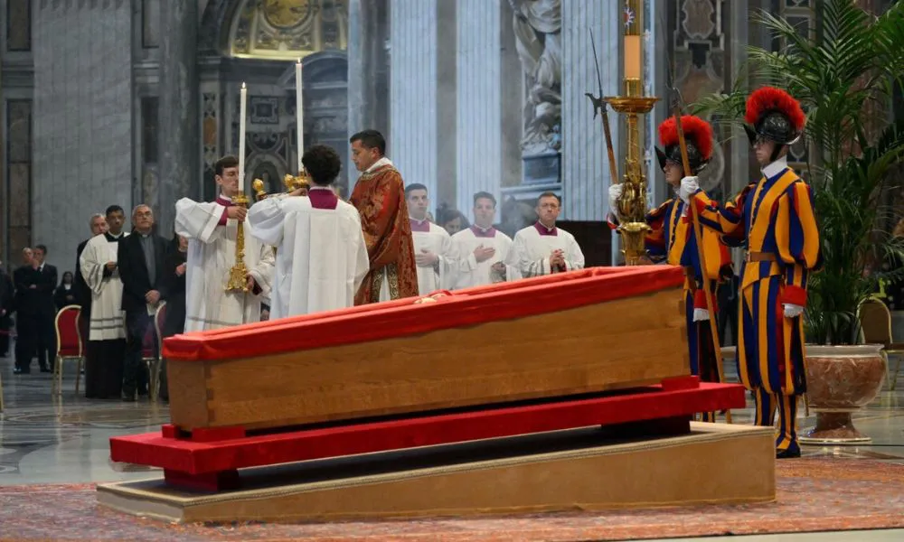 Traslado del cuerpo de Francisco Vaticano