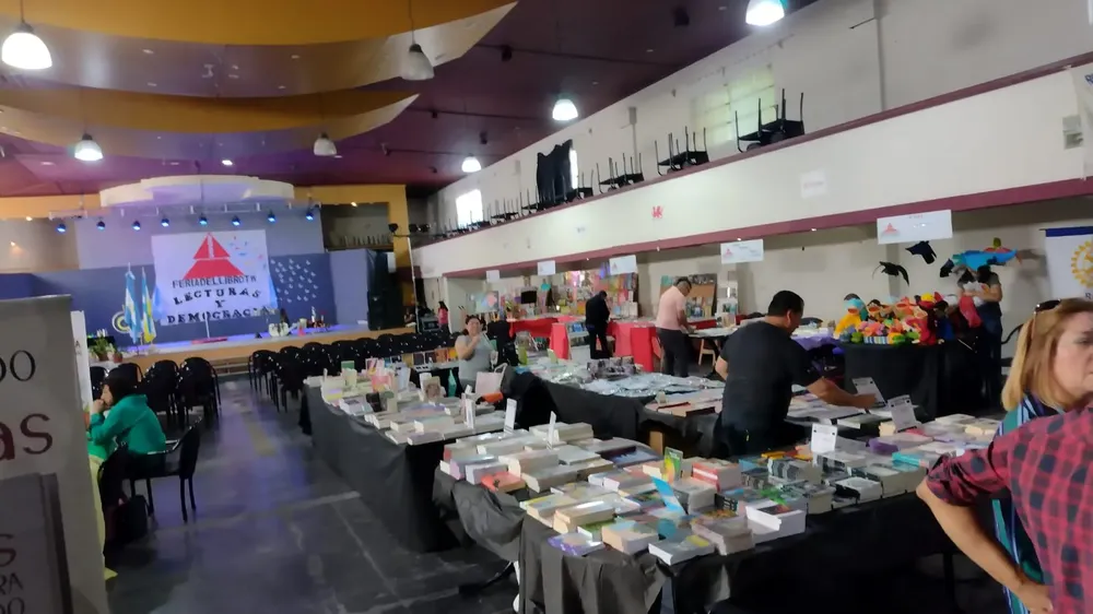 Feria del libro en Trelew