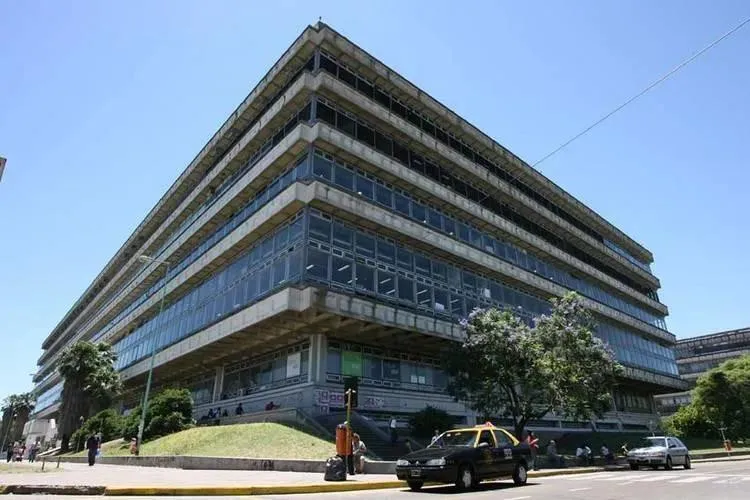 Universidad de Buenos Aires