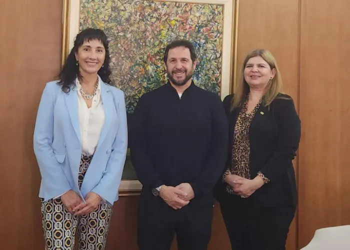 5dbe048e-d77c-49ea-a8d2-a35c85e6bd01