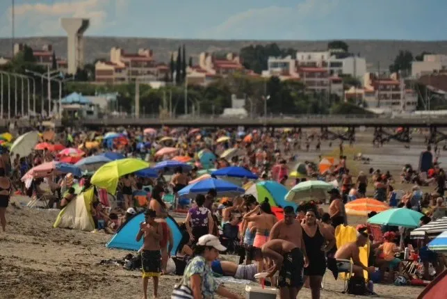 Buen número de turistas en enero en Puerto Madryn