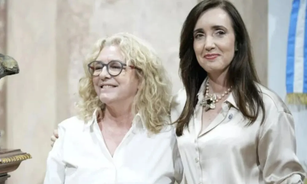 Claudia Rucci con Victoria Villarruel