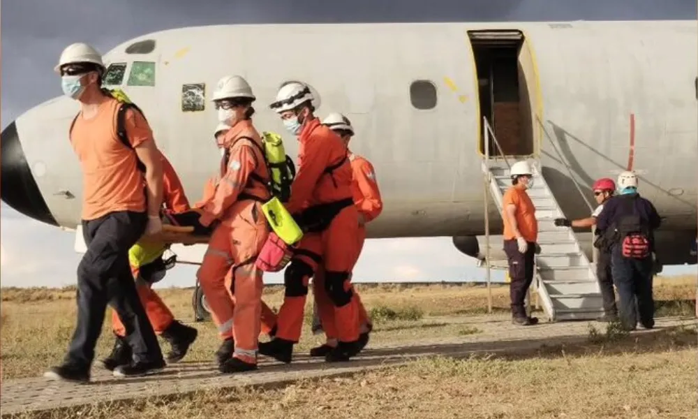 simulacro de emergencia aérea